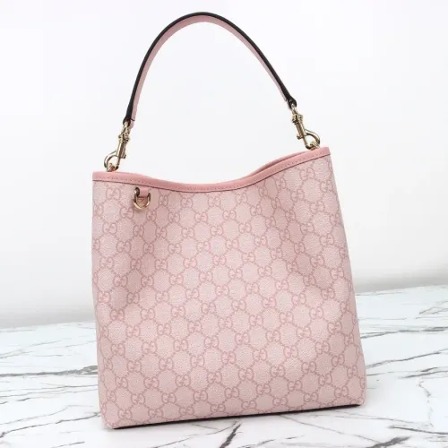 Replica Gucci AAA Quality Handbags For Women #1420492 $140.00 USD for Wholesale
