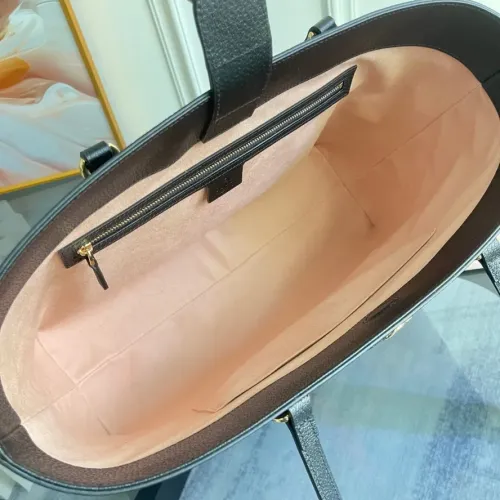 Replica Gucci AAA Quality Shoulder Bags For Women #1420548 $182.00 USD for Wholesale