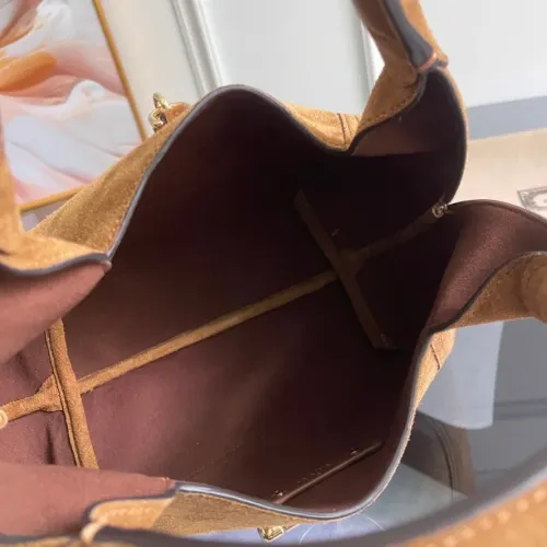 Replica Gucci AAA Quality Handbags For Women #1420614 $185.00 USD for Wholesale