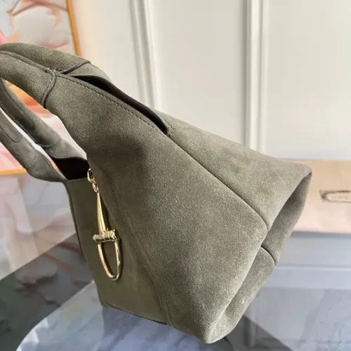 Replica Gucci AAA Quality Handbags For Women #1420615 $185.00 USD for Wholesale