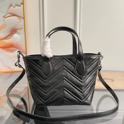 Replica Gucci AAA Quality Handbags For Women #1420690 $210.00 USD for Wholesale