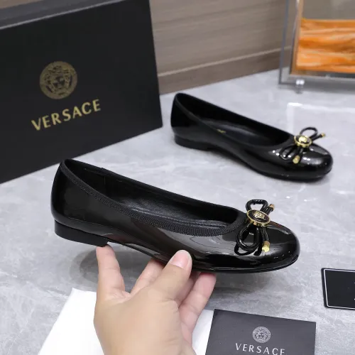 Replica Versace Flat Shoes For Women #1422326 $118.00 USD for Wholesale