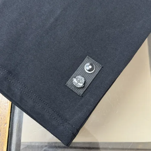 Replica Fendi T-Shirts Short Sleeved For Unisex #1423446 $32.00 USD for Wholesale