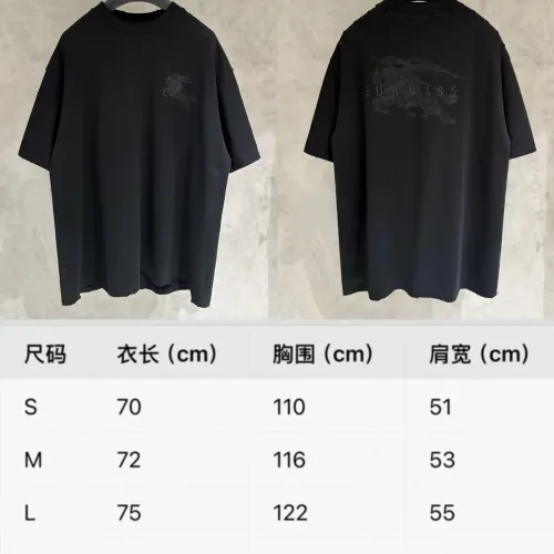 Replica Burberry T-Shirts Short Sleeved For Unisex #1424477 $56.00 USD for Wholesale