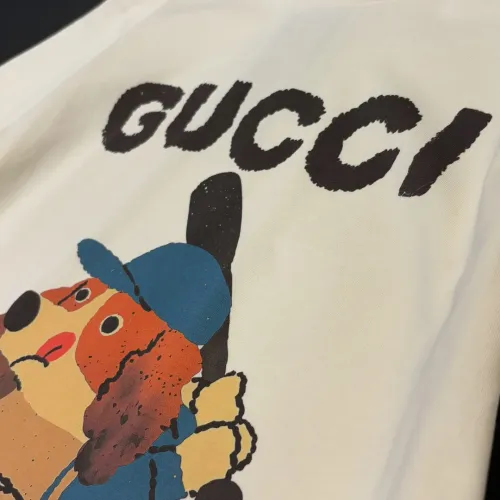 Replica Gucci T-Shirts Short Sleeved For Unisex #1424608 $34.00 USD for Wholesale