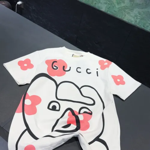 Replica Gucci T-Shirts Short Sleeved For Unisex #1424619 $34.00 USD for Wholesale