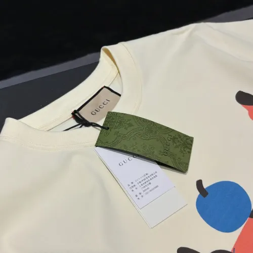 Replica Gucci T-Shirts Short Sleeved For Unisex #1424627 $34.00 USD for Wholesale