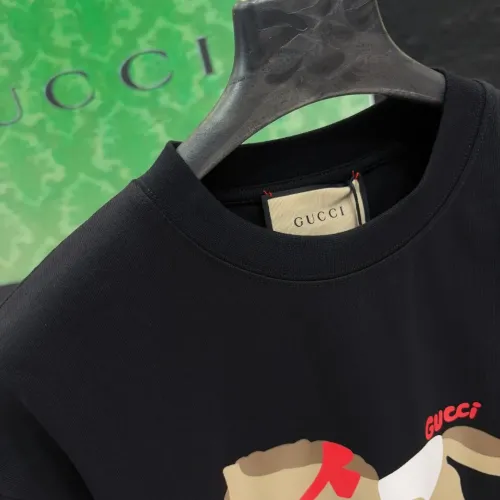 Replica Gucci T-Shirts Short Sleeved For Unisex #1424632 $34.00 USD for Wholesale