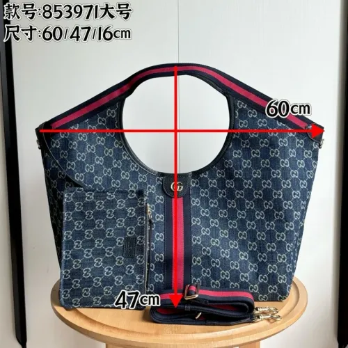 Replica Gucci AAA Quality Handbags For Women #1425198 $82.00 USD for Wholesale