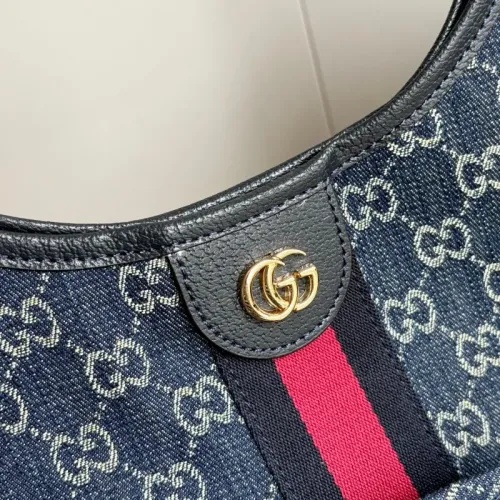 Replica Gucci AAA Quality Handbags For Women #1425198 $82.00 USD for Wholesale