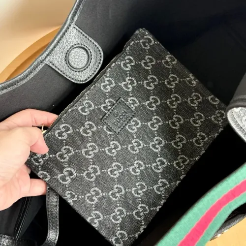 Replica Gucci AAA Quality Handbags For Women #1425199 $82.00 USD for Wholesale