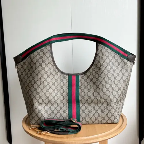 Replica Gucci AAA Quality Handbags For Women #1425201 $82.00 USD for Wholesale