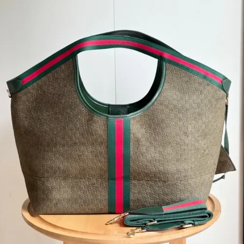 Replica Gucci AAA Quality Handbags For Women #1425206 $88.00 USD for Wholesale