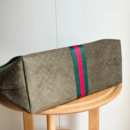 Replica Gucci AAA Quality Handbags For Women #1425206 $88.00 USD for Wholesale