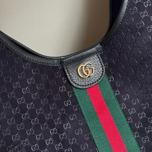 Replica Gucci AAA Quality Handbags For Women #1425207 $88.00 USD for Wholesale