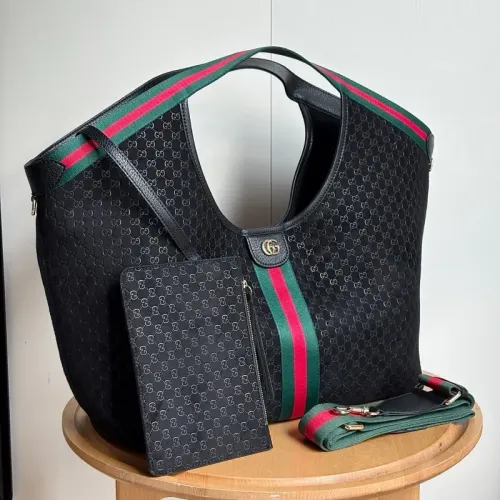 Replica Gucci AAA Quality Handbags For Women #1425208 $88.00 USD for Wholesale