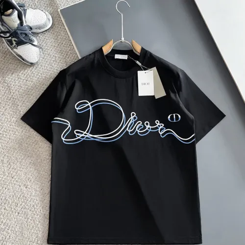 Cheap Christian Dior T-Shirts Short Sleeved For Unisex #1426665, $$42.00 USD On Christian Dior T-Shirts