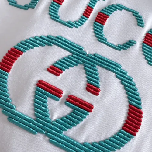 Replica Gucci T-Shirts Short Sleeved For Unisex #1426678 $42.00 USD for Wholesale