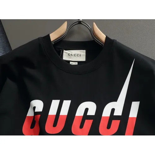 Replica Gucci T-Shirts Short Sleeved For Unisex #1426975 $38.00 USD for Wholesale