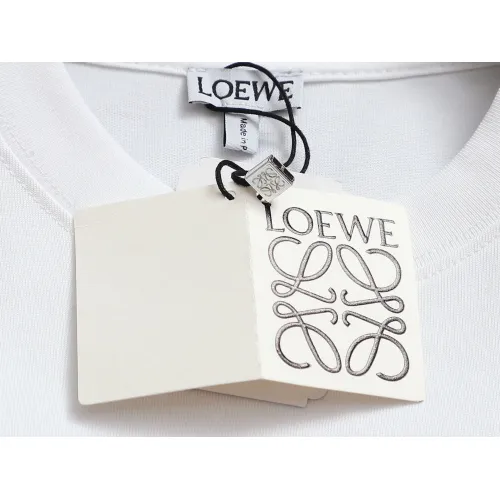 Replica LOEWE T-Shirts Short Sleeved For Unisex #1427016 $38.00 USD for Wholesale