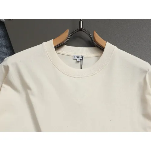 Replica LOEWE T-Shirts Short Sleeved For Unisex #1427026 $38.00 USD for Wholesale