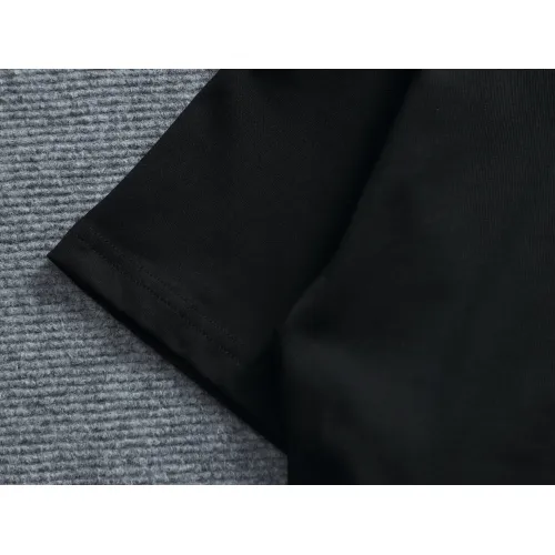 Replica Gucci T-Shirts Short Sleeved For Unisex #1427070 $38.00 USD for Wholesale