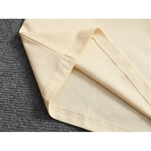 Replica LOEWE T-Shirts Short Sleeved For Unisex #1427072 $38.00 USD for Wholesale