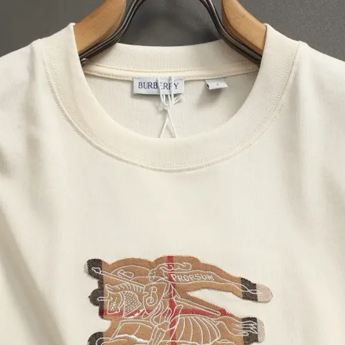 Replica Burberry T-Shirts Short Sleeved For Unisex #1427854 $36.00 USD for Wholesale