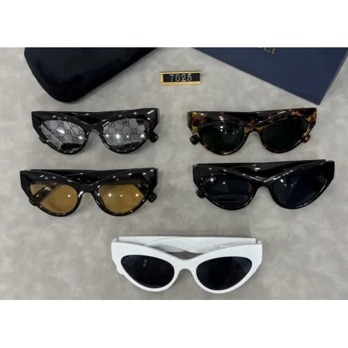 Replica Gucci Sunglasses #1429927 $25.00 USD for Wholesale