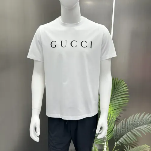 Replica Gucci T-Shirts Short Sleeved For Unisex #1430429 $68.00 USD for Wholesale
