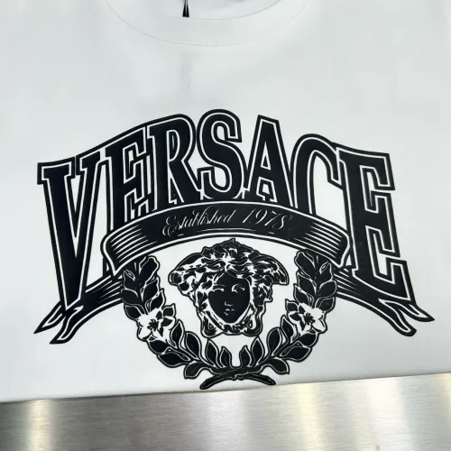 Replica Versace T-Shirts Short Sleeved For Unisex #1430466 $68.00 USD for Wholesale