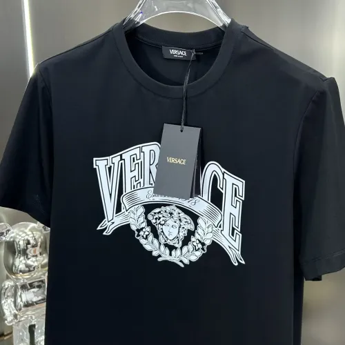Replica Versace T-Shirts Short Sleeved For Unisex #1430467 $68.00 USD for Wholesale
