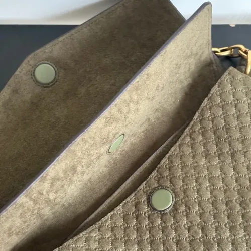 Replica Gucci AAA Quality Messenger Bags #1432182 $85.00 USD for Wholesale