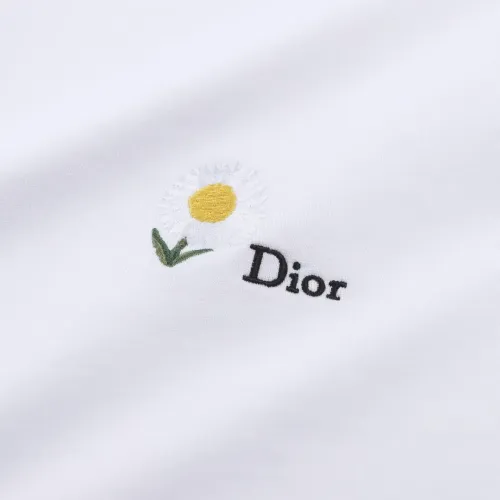 Replica Christian Dior T-Shirts Short Sleeved For Unisex #1432842 $45.00 USD for Wholesale