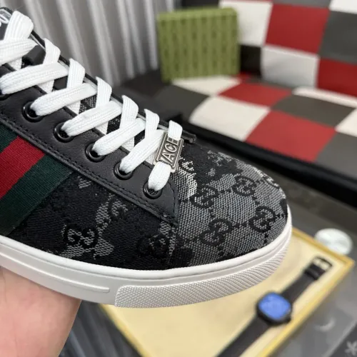 Replica Gucci Casual Shoes For Men #1434582 $76.00 USD for Wholesale