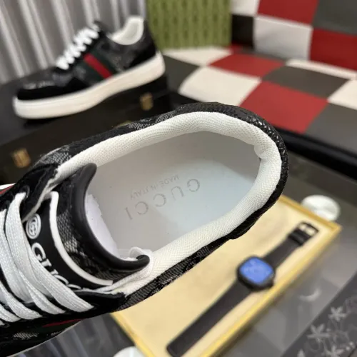 Replica Gucci Casual Shoes For Men #1434584 $76.00 USD for Wholesale