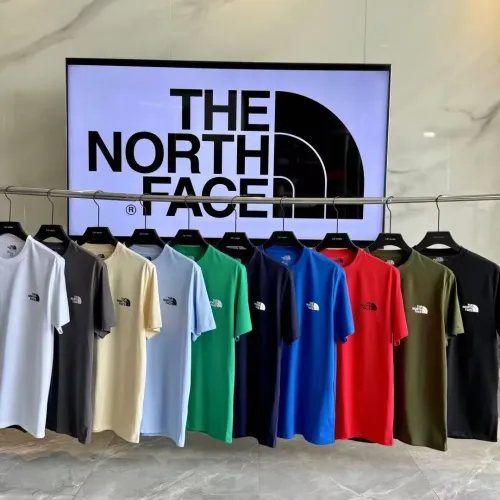 Replica The North Face T-Shirts Short Sleeved For Men #1438119 $32.00 USD for Wholesale