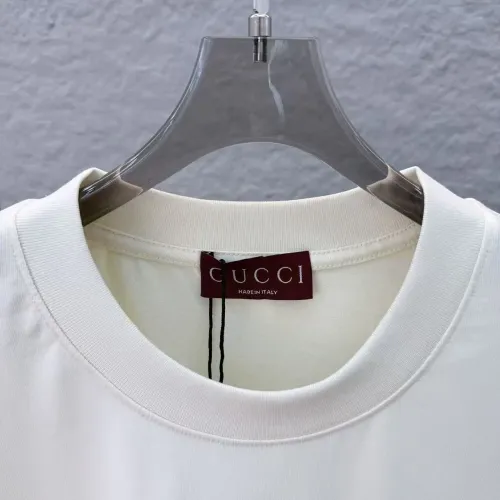 Replica Gucci T-Shirts Short Sleeved For Unisex #1439024 $42.00 USD for Wholesale