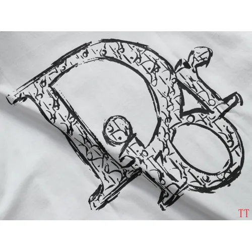 Replica Christian Dior T-Shirts Short Sleeved For Unisex #1439203 $40.00 USD for Wholesale