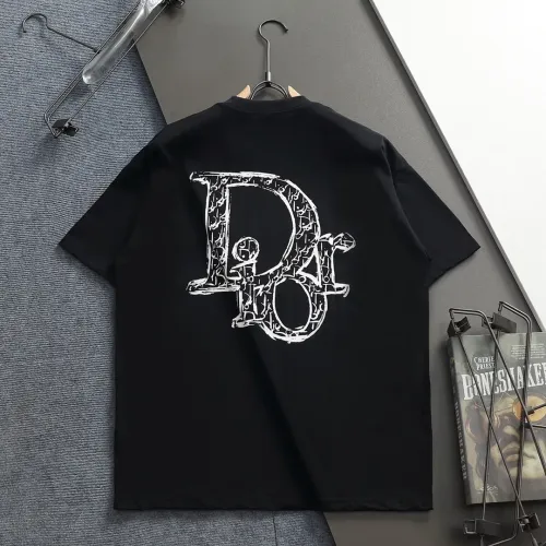Replica Christian Dior T-Shirts Short Sleeved For Unisex #1439204 $40.00 USD for Wholesale