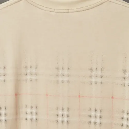 Replica Burberry T-Shirts Short Sleeved For Unisex #1439490 $38.00 USD for Wholesale