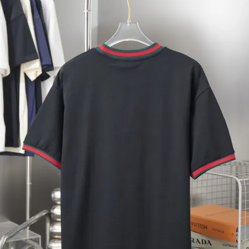 Replica Gucci T-Shirts Short Sleeved For Unisex #1439495 $36.00 USD for Wholesale