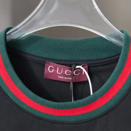 Replica Gucci T-Shirts Short Sleeved For Unisex #1439495 $36.00 USD for Wholesale