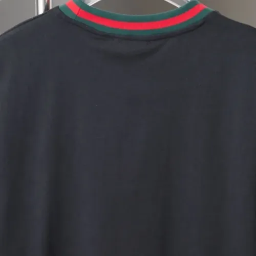 Replica Gucci T-Shirts Short Sleeved For Unisex #1439495 $36.00 USD for Wholesale