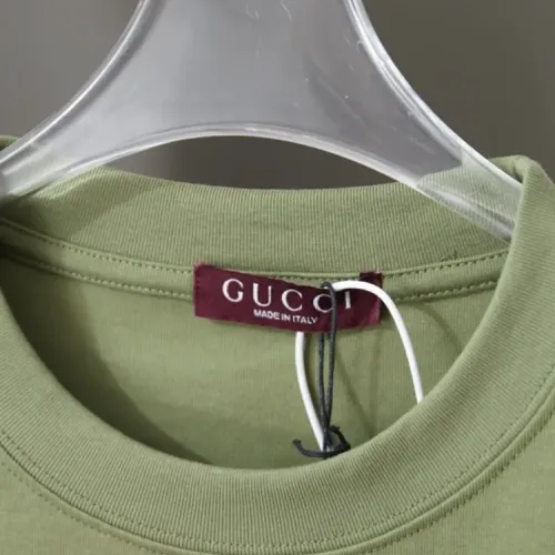 Replica Gucci T-Shirts Short Sleeved For Unisex #1439496 $34.00 USD for Wholesale
