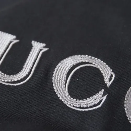Replica Gucci T-Shirts Short Sleeved For Unisex #1439497 $34.00 USD for Wholesale