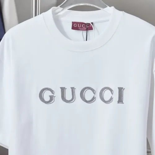 Replica Gucci T-Shirts Short Sleeved For Unisex #1439500 $34.00 USD for Wholesale