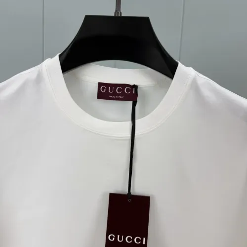 Replica Gucci T-Shirts Short Sleeved For Unisex #1439592 $72.00 USD for Wholesale