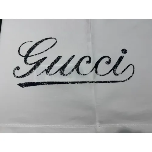 Replica Gucci T-Shirts Short Sleeved For Unisex #1439592 $72.00 USD for Wholesale