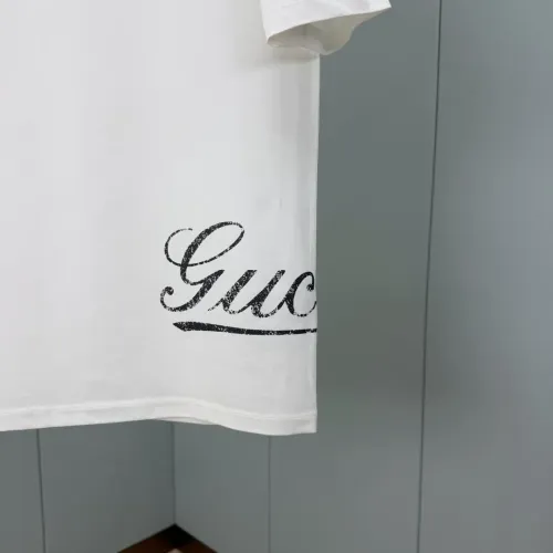 Replica Gucci T-Shirts Short Sleeved For Unisex #1439592 $72.00 USD for Wholesale